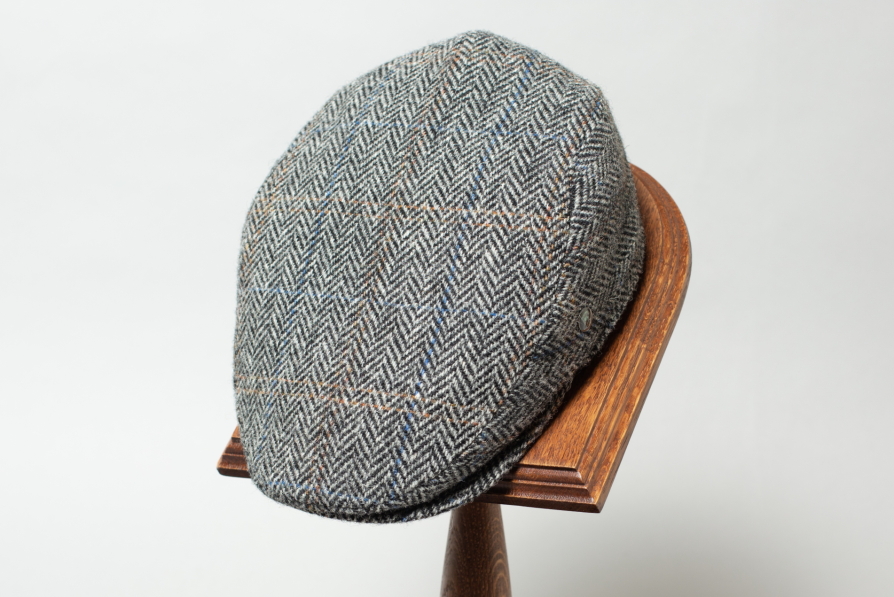 Eight-piece caps and clothing from Peaky Blinders