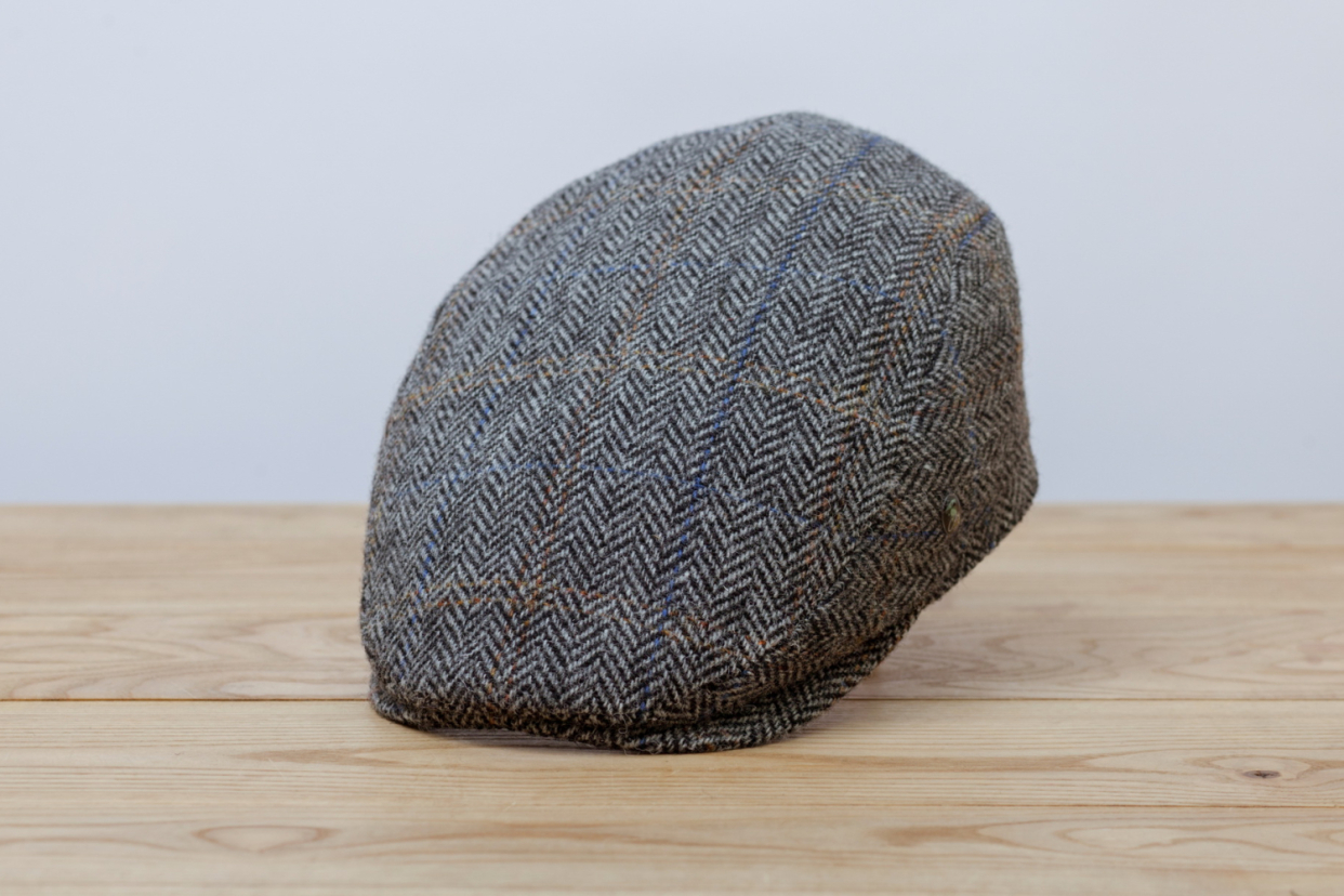 grey tweed cap